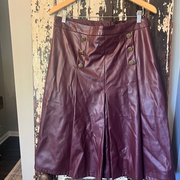 Liz Claiborne Dresses & Skirts - Liz Claiborne Burgundy Oxblood gold button Midi Pleated A-line Skirt